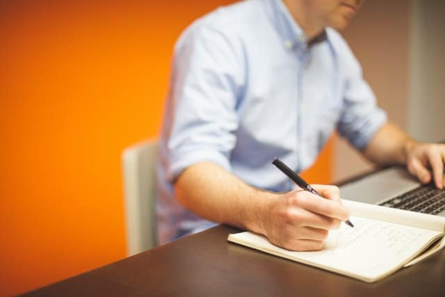 Top Reasons Why Every Company Needs to Hire a Technical Ghostwriter